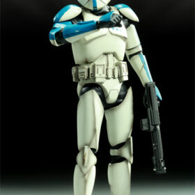 Republic Clone Lieutenant (Phase I Armor)