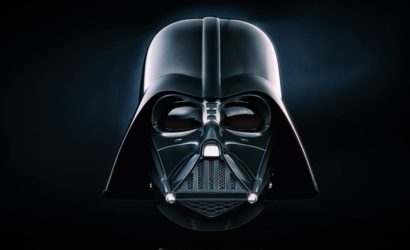 Erste Live-Bilder des Hasbro Black Series Darth Vader Helms